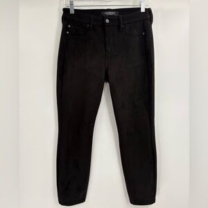 Liverpool Madonna mid rise stretch skinny black faux suede jeans size 4/27